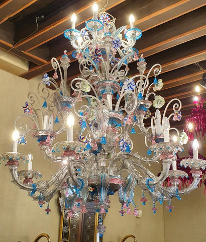 607 - Murano glass chandelier